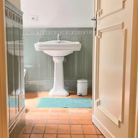 Historic Fresco Colosseum Boutique Apartment Rome
